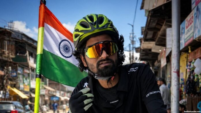 Kupwara cyclist begins nine-month bicycle journey to Saudi Arabia for Umrah