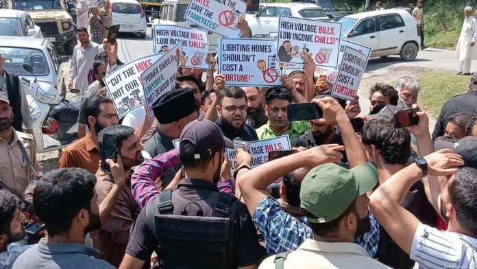 PDP stages protests in Budgam against power tariff hike