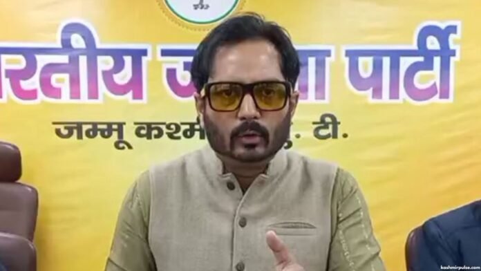Thakur Abhijeet Jasrotia