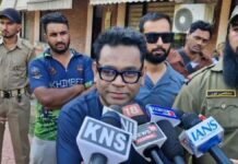 AR Rahman urges Bollywood to showcase Kashmir’s beauty, not violence AR Rahman urges Bollywood to showcase Kashmir's beauty, not violence