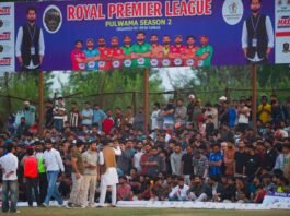 Royal Premier League final draws thousands to Pulwama