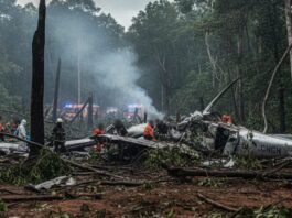 17 killed as Congolese army plane crashes in southwest DRC The aircraft was travelling from Kikwit towards the capital, Kinshasa, when it reportedly developed a technical problem