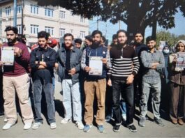 J&K medical interns continue protest, demand written order on stipend hike J&K medical interns continue protest, demand written order on stipend hike