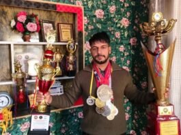 Pulwama’s Yasir Arafat Wani wins gold at national-level powerlifting championship